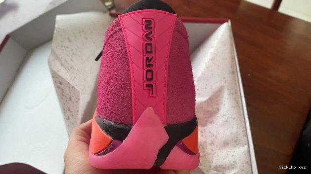 DH4121-600 (W) Retro Pink 14 Jordan Shocking Low 0822